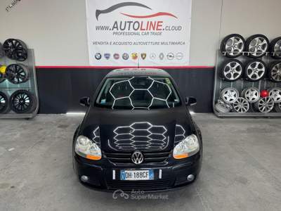 Volkswagen Golf VW Golf 5 1.9 Diesel 5Porte Adatta Neopatentati Nero usata Annicco