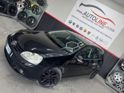 Volkswagen Golf VW Golf 5 1.9 Diesel 5Porte Adatta Neopatentati Nero usata Annicco