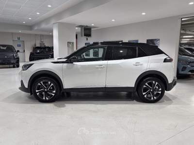 Peugeot 2008 BlueHDi 130 EAT8 GT S/S aut. Bianco usata Milano