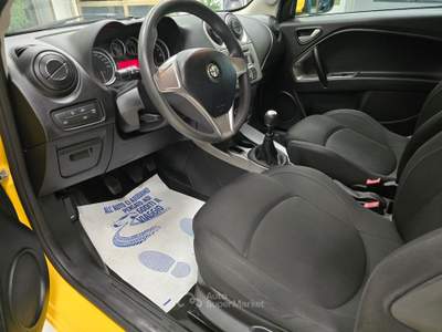 Alfa Romeo MiTo 78 CV 8V S&S Distinctive Sport Pack NEOPATENTATI Giallo usata Rovigo