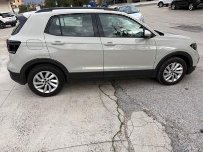 Volkswagen T-Cross PARI A NUOVO usata Venafro