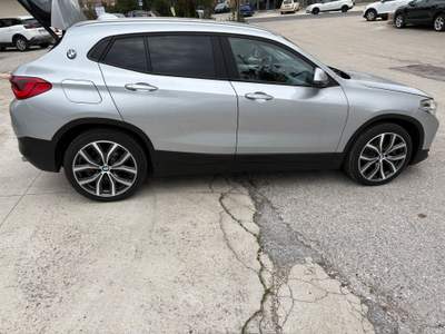 BMW X2 Tenuta sempre in box, unico proprietario, non fumatore etc... Argento usata Venafro