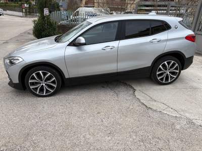 BMW X2 Tenuta sempre in box, unico proprietario, non fumatore etc... Argento usata Venafro