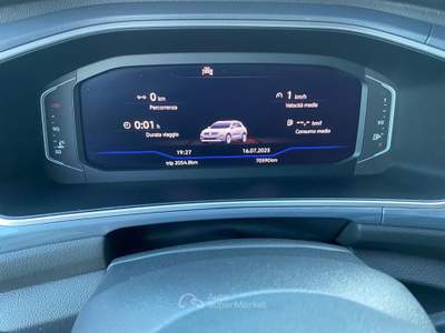 Volkswagen T-Roc SCR 150 CV DSG R-Line Nero usata Patti