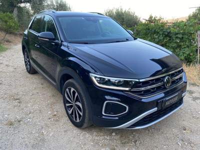 Volkswagen T-Roc SCR 150 CV DSG R-Line Nero usata Patti