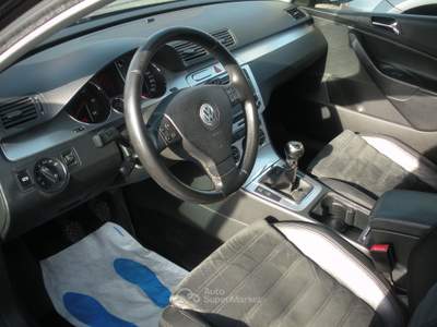 Volkswagen Passat variant Nero usata Frosinone