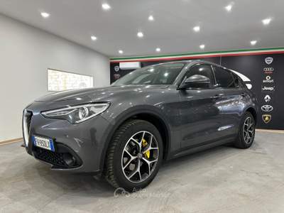 Alfa Romeo Stelvio Unico proprietario , veicolo non fumatore Grigio usata Casal di Principe