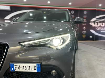 Alfa Romeo Stelvio Unico proprietario , veicolo non fumatore Grigio usata Casal di Principe