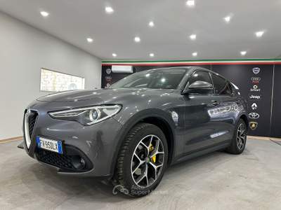 Alfa Romeo Stelvio Unico proprietario , veicolo non fumatore Grigio usata Casal di Principe