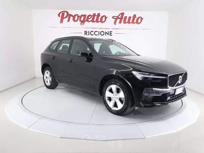 Volvo XC60 XC60 My'22 2.0 b4 Momentum awd auto ADAS LED Nero usata Riccione