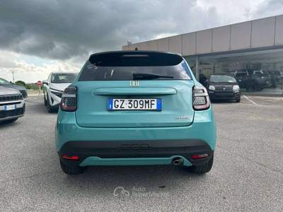 Fiat 600 600 1.2 hybrid La Prima 110cv auto PARI AL NUOVO Nero usata Marino
