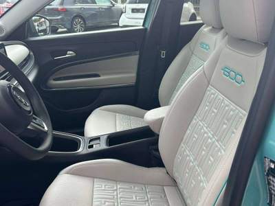 Fiat 600 600 1.2 hybrid La Prima 110cv auto PARI AL NUOVO Nero usata Marino