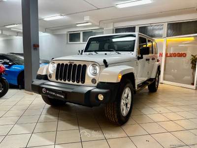 Jeep Wrangler Wrangler Unlimited 2.8 CRD Sahara A. Bianco usata Fonte Nuova