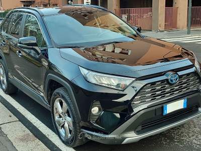 Toyota RAV4 2.5 Full Hybrid Dynamic 218cv Garanzia Toyota Nero usata Milano