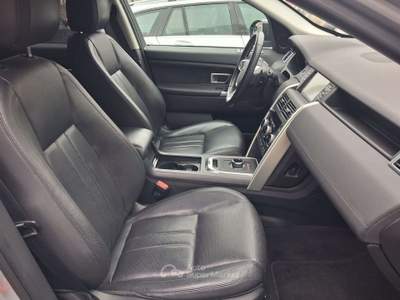 Land Rover Discovery Sport 2.0 td4 HSE awd 150cv 7posti Argento usata Pavia