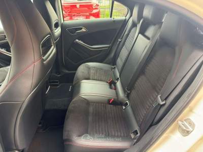 Mercedes-Benz Classe A cdi 136cv Premium 4matic auto Bianco usata Cernusco sul Naviglio