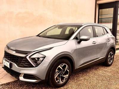 Kia Sportage Sportage 1.6 CRDI 136 CV 2WD Mild Hybrid Business Class Argento usata Grottammare