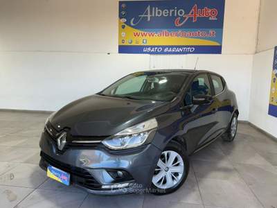 Renault Clio dCi 8V 75 CV Start&Stop 5 porte Energy Duel2 Grigio usata ADRANO