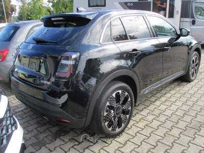 Fiat 600 Hybrid DCT MHEV LaPrima - FULL OPTIONAL Nero usata Mogliano Veneto