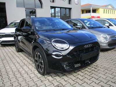 Fiat 600 Hybrid DCT MHEV LaPrima - FULL OPTIONAL Nero usata Mogliano Veneto