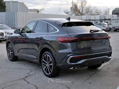 Audi Q5 Sportback NEW 2.0 Tdi Q. 204cv S-tr. S.line edit. Grigio usata Civita Castellana