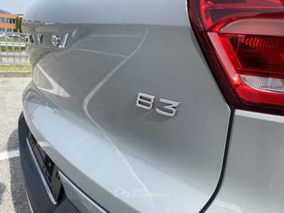 Volvo XC40 B3 (Benzina/Hybrid) Automatico Essential - NUOVA Grigio usata Crocetta del Montello