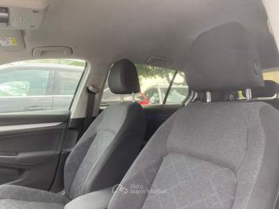 Volkswagen Golf 2.0 TDI 1st Edition Life Bianco usata Oderzo