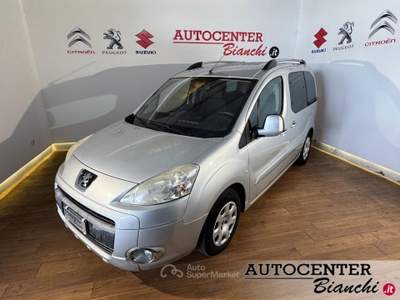 Peugeot Partner 1.6 hdi Outdoor 90cv Grigio usata Castelnovo ne' Monti