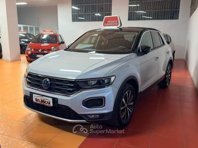 Volkswagen T-Roc 115 CV Style BlueMotion T Bianco usata Vercelli