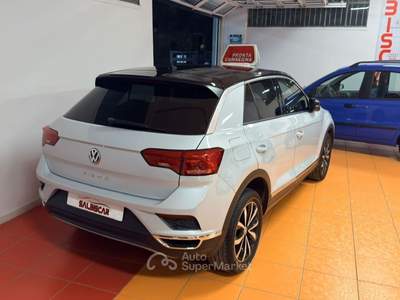 Volkswagen T-Roc 115 CV Style BlueMotion T Bianco usata Vercelli