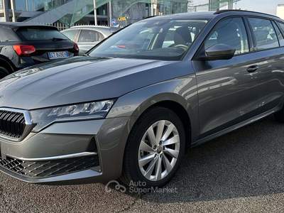 Skoda Octavia S.W 2.0 tdi 150cv dsg “PREZZO REALE” Grigio usata Scorzè