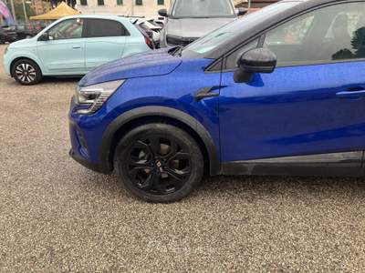 Renault Captur 1.6 145cv Full Hybrid Rive Gauche Blu/Azzurro usata LIVORNO