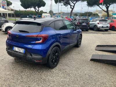 Renault Captur 1.6 145cv Full Hybrid Rive Gauche Blu/Azzurro usata LIVORNO