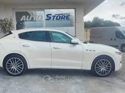 Maserati Levante 3.0 V6 250cv auto Bianco usata Vittoria