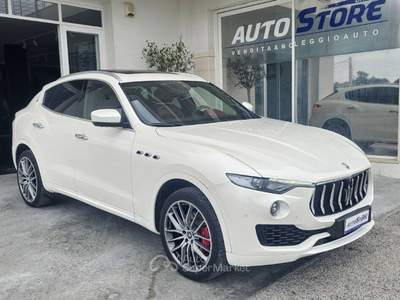 Maserati Levante 3.0 V6 250cv auto Bianco usata Vittoria