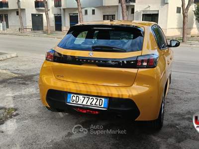 Peugeot 208 KM 41.000 -PREZZO PROMO! Giallo usata Bisceglie