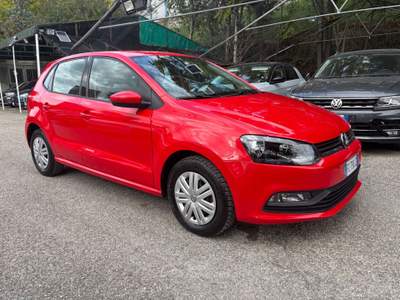 Volkswagen Polo 1.0 5 porte ok neopatentati Rosso usata Bologna