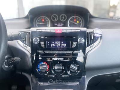 Lancia Ypsilon Benzina 69CV E6 Neo - 2015 Grigio usata Roma