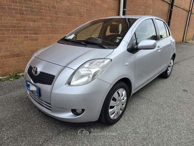 Toyota Yaris 5 porte M-MT Sol Grigio usata CASELETTE