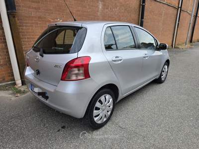 Toyota Yaris 5 porte M-MT Sol Grigio usata CASELETTE