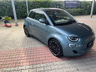 Fiat 500 500e 3+1 42 kWh La Prima Verde usata Taranto