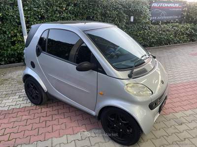 Smart ForTwo smart & passion Argento usata Taranto