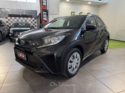 Toyota Aygo Aygo X 1.0 VVT-i 72 CV 5 porte Active Nero usata Occhiobello