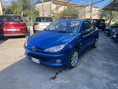 Peugeot 206 206 CC CC 1.6 16v c/abs Blu/Azzurro usata Sassano