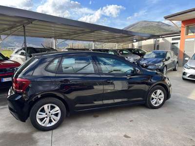Volkswagen Polo Polo VI 2017 5p 1.6 tdi Comfortline 95cv Nero usata Sassano