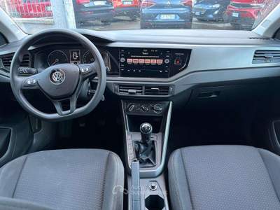 Volkswagen Polo Polo VI 2017 5p 1.6 tdi Comfortline 95cv Nero usata Sassano