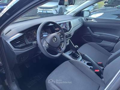 Volkswagen Polo Polo VI 2017 5p 1.6 tdi Comfortline 95cv Nero usata Sassano