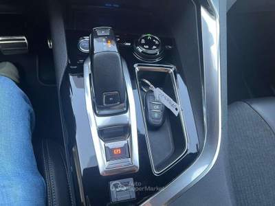 Peugeot 3008 3008 1.5 bluehdi GT Line s Rosso usata Sassano