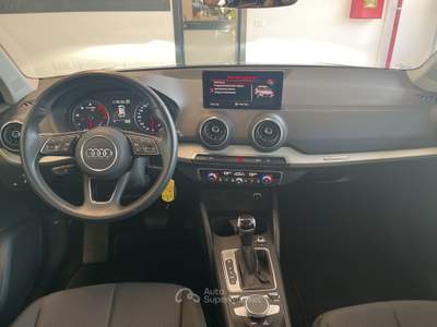 Audi Q2  - q2 35 2.0 tdi business s-tronic Grigio usata Salerno