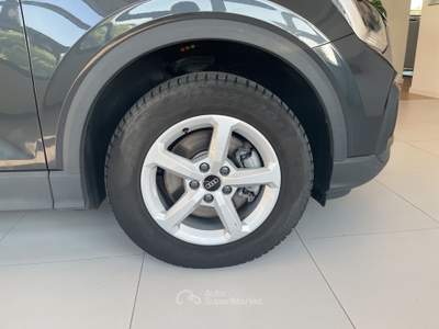 Audi Q2  - q2 35 2.0 tdi business s-tronic Grigio usata Salerno